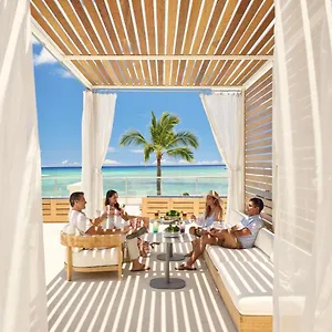 **** Resort Outrigger Reef Waikiki Estados Unidos