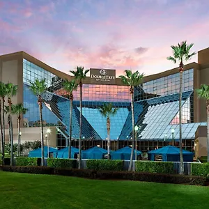 https://doubletree-by-hilton-orlando-airport.thedaytonabeachhotels.com