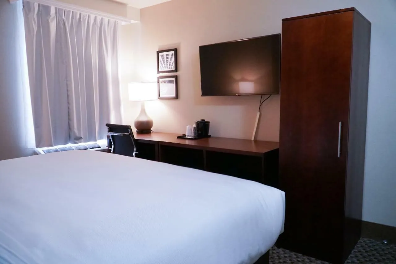 Hotel Mint Jfk Airport New York