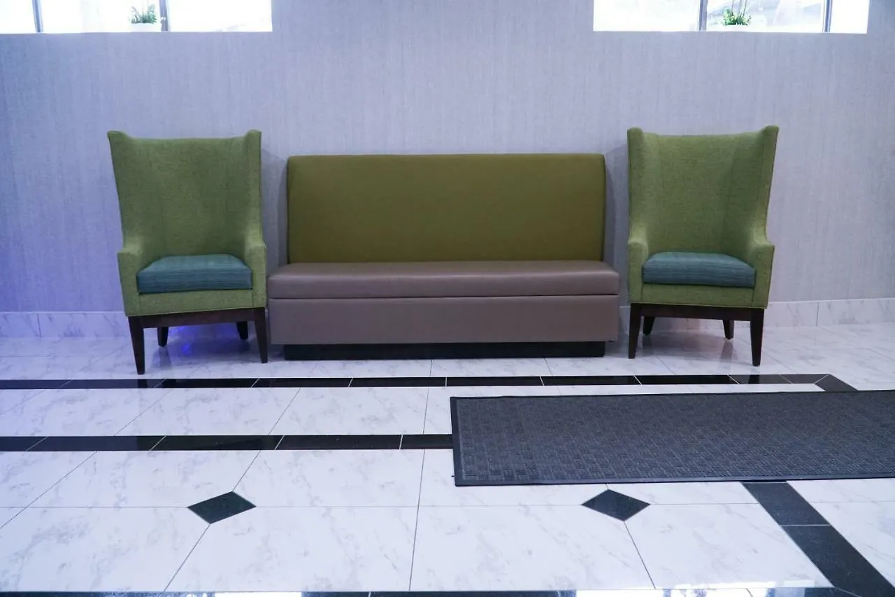 Hotel Mint Jfk Airport New York