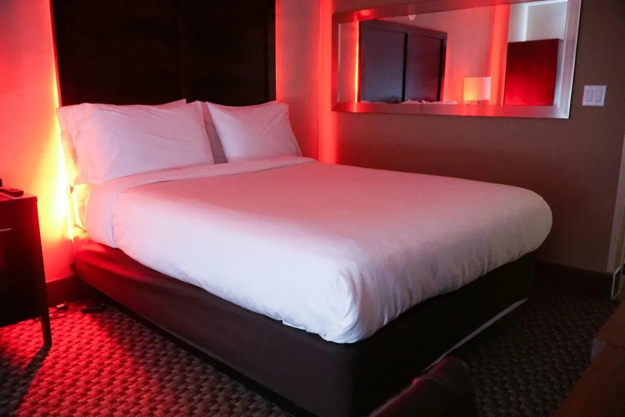Hotel Mint Jfk Airport New York United States