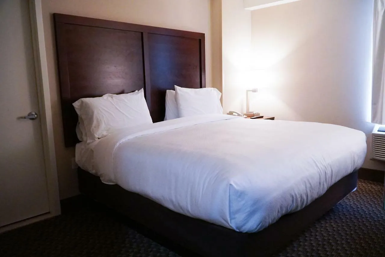 Hotel Mint Jfk Airport New York United States
